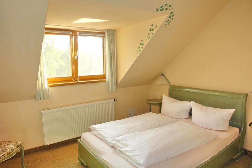 HOTEL SEEHOTEL WELLNESSDORF ARCHE NOAH BURG SPREEWALD 3